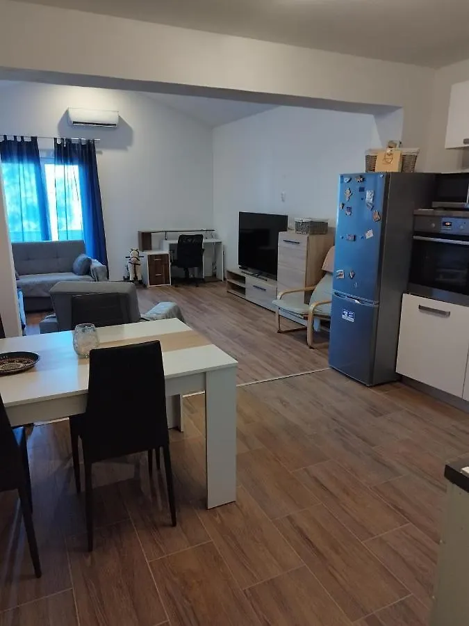 Apartment Apartman Tesa Pula