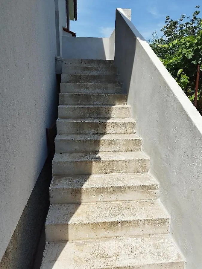 Apartman Tesa Pula Apartment